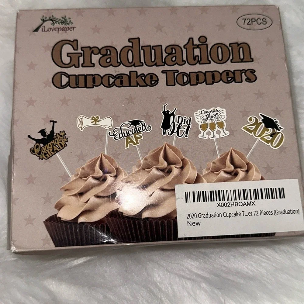 iLovepaper 72pc Graduation Cupcake Toppers Class of 2020 Black Gold‎ Party Decor